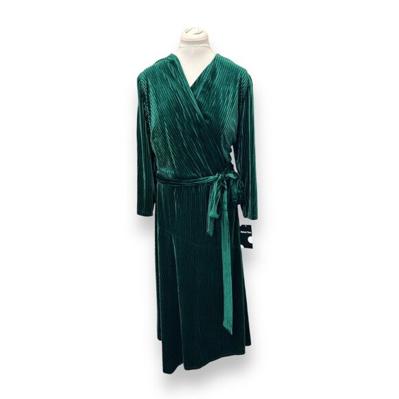 Maison Tara Womens Dress Velvet Pleated Wrap Midi Hunter Green Plus Size 24W - Picture 3 of 14